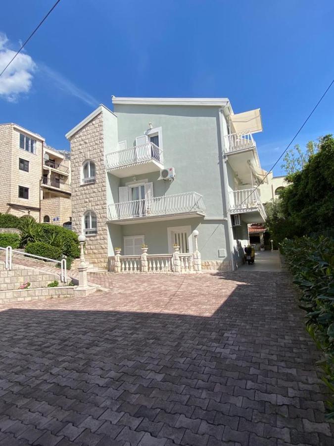 Apartman Nika & Karlo